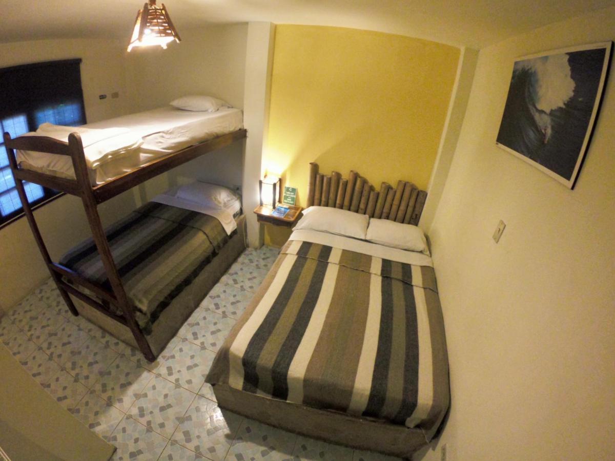 Hostal Moai 몬따니따 외부 사진