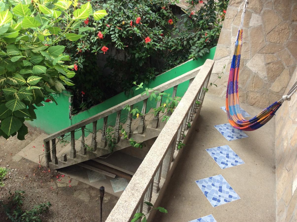 Hostal Moai 몬따니따 외부 사진