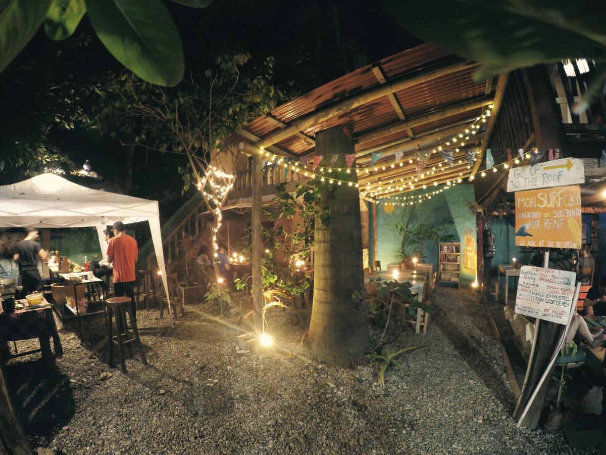 Hostal Moai 몬따니따 외부 사진