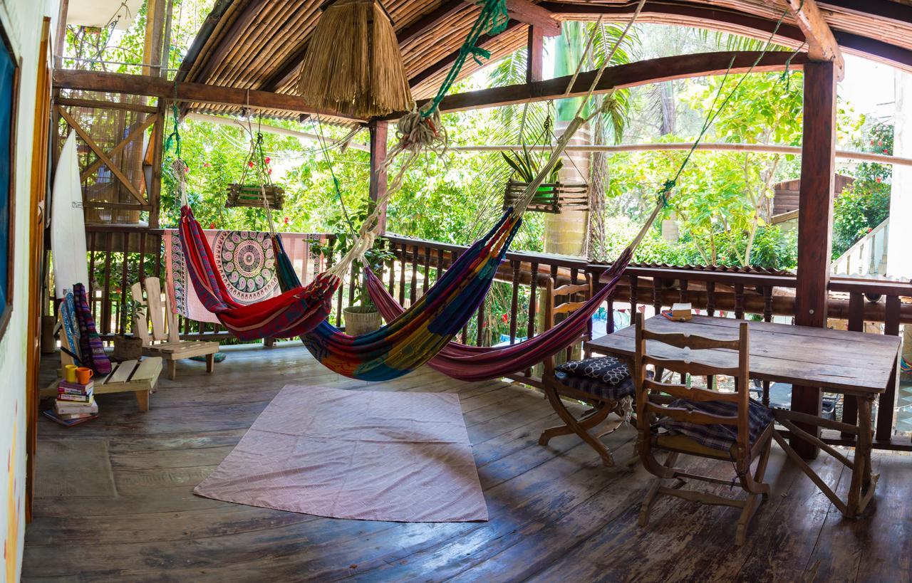 Hostal Moai 몬따니따 외부 사진
